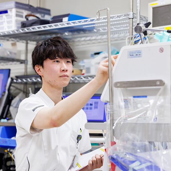 臨床工学技士科 卒業生Aさん