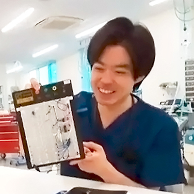 臨床工学技士科専任教員 三村先生