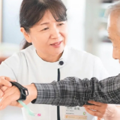 作業療法士科専任教員 竹内先生