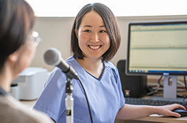 言語聴覚士　先生